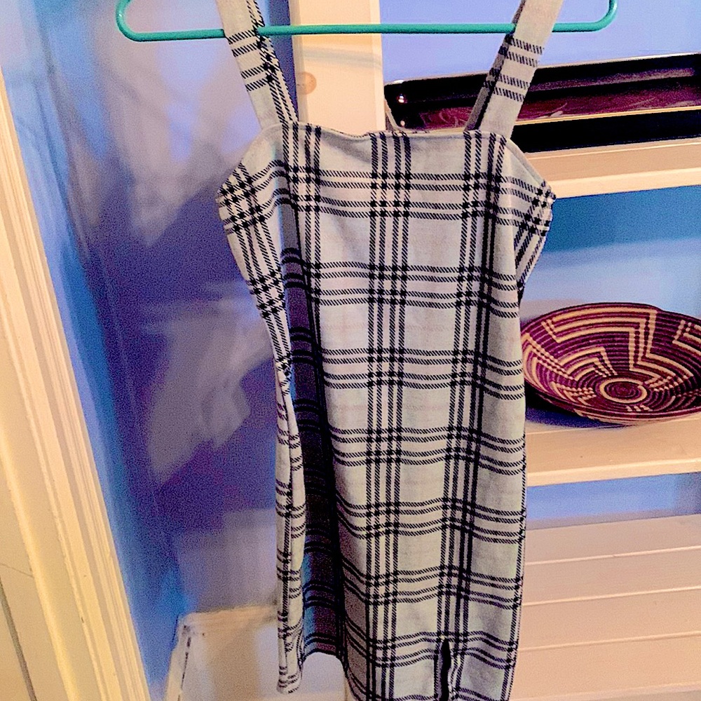 DRESS - Picture 2 of 2